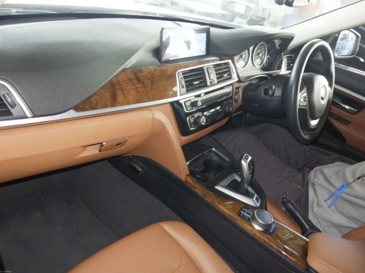 BMW 3-Series E LUXURY - FULL BROWN LEATHER UPHOLST - Image 3