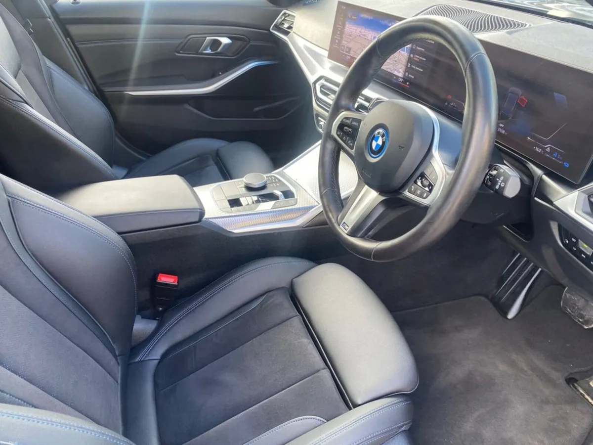 BMW 3-Series Touring 330e M-Sport Auto (PHEV) - Image 3