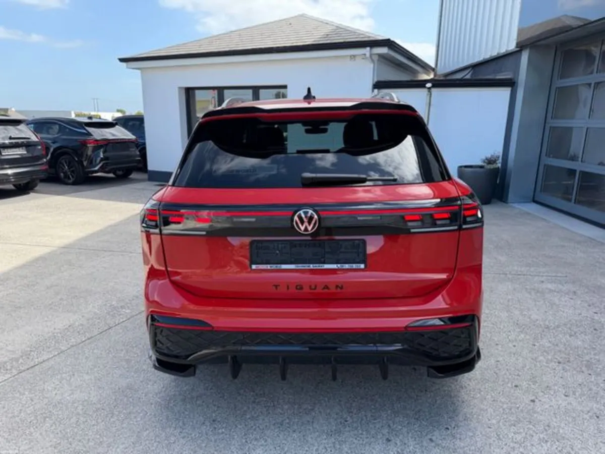 Volkswagen Tiguan R-LINE TSI DSG - Image 3