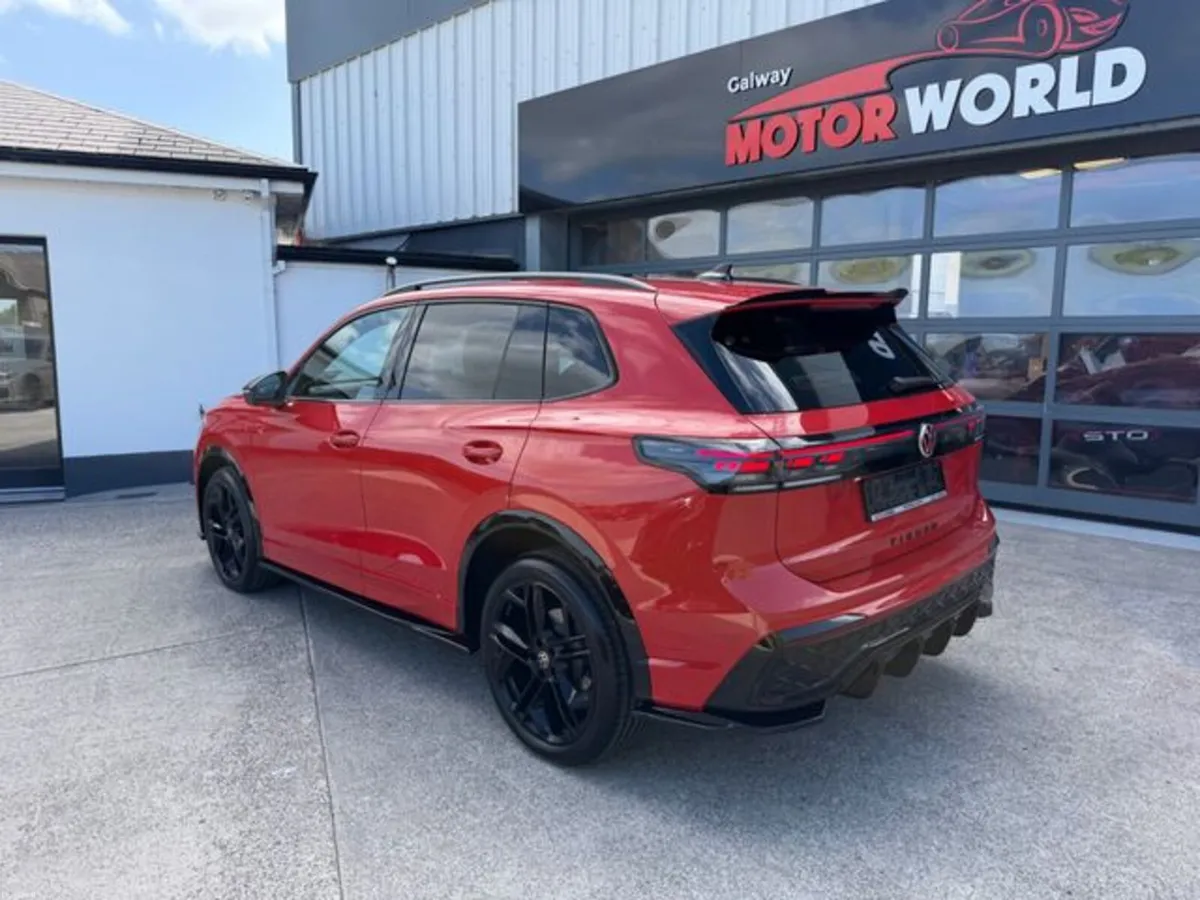 Volkswagen Tiguan R-LINE TSI DSG - Image 2