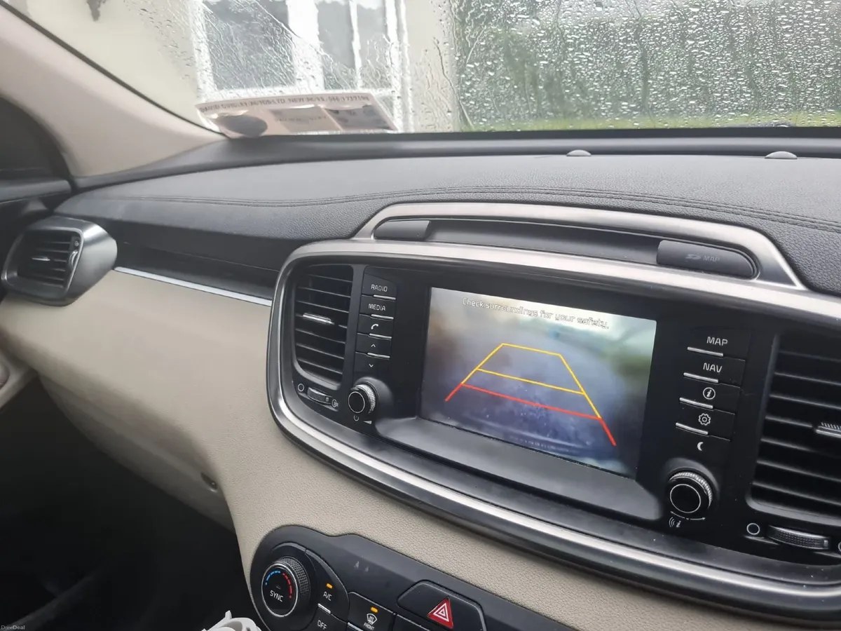 Kia Sorento 2016 - Image 3