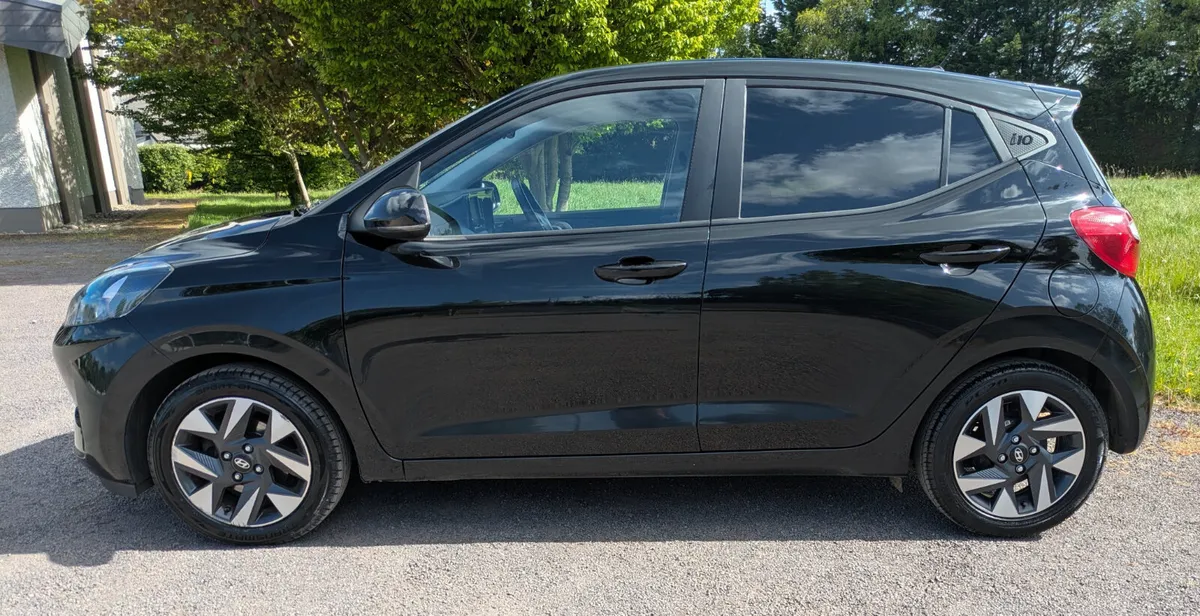 Hyundai i10 Deluxe Plus 2023 - Image 4