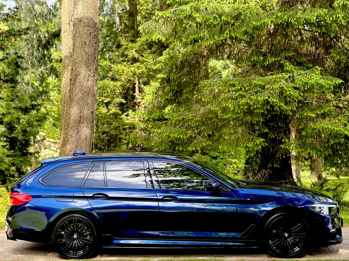 G31 520D MSPORT TOURING * LOW KMS * - Image 5