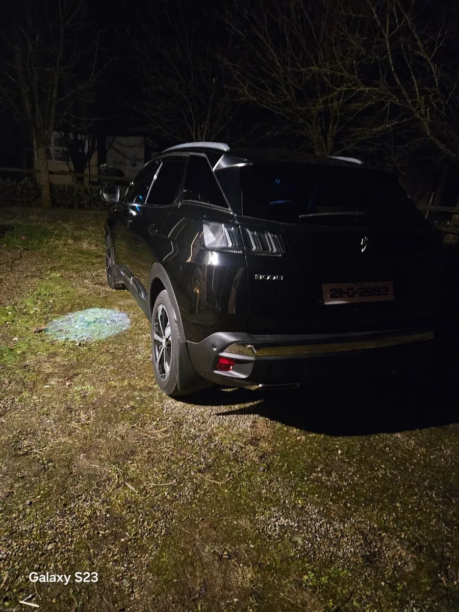 Peugeot 3008 2021 - Image 2