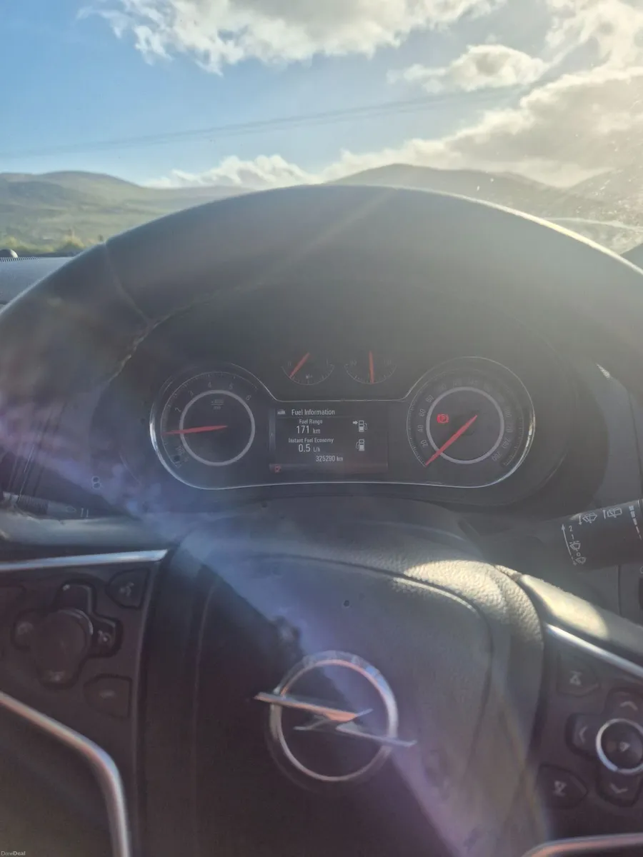 Opel Insignia 2014 - Image 2