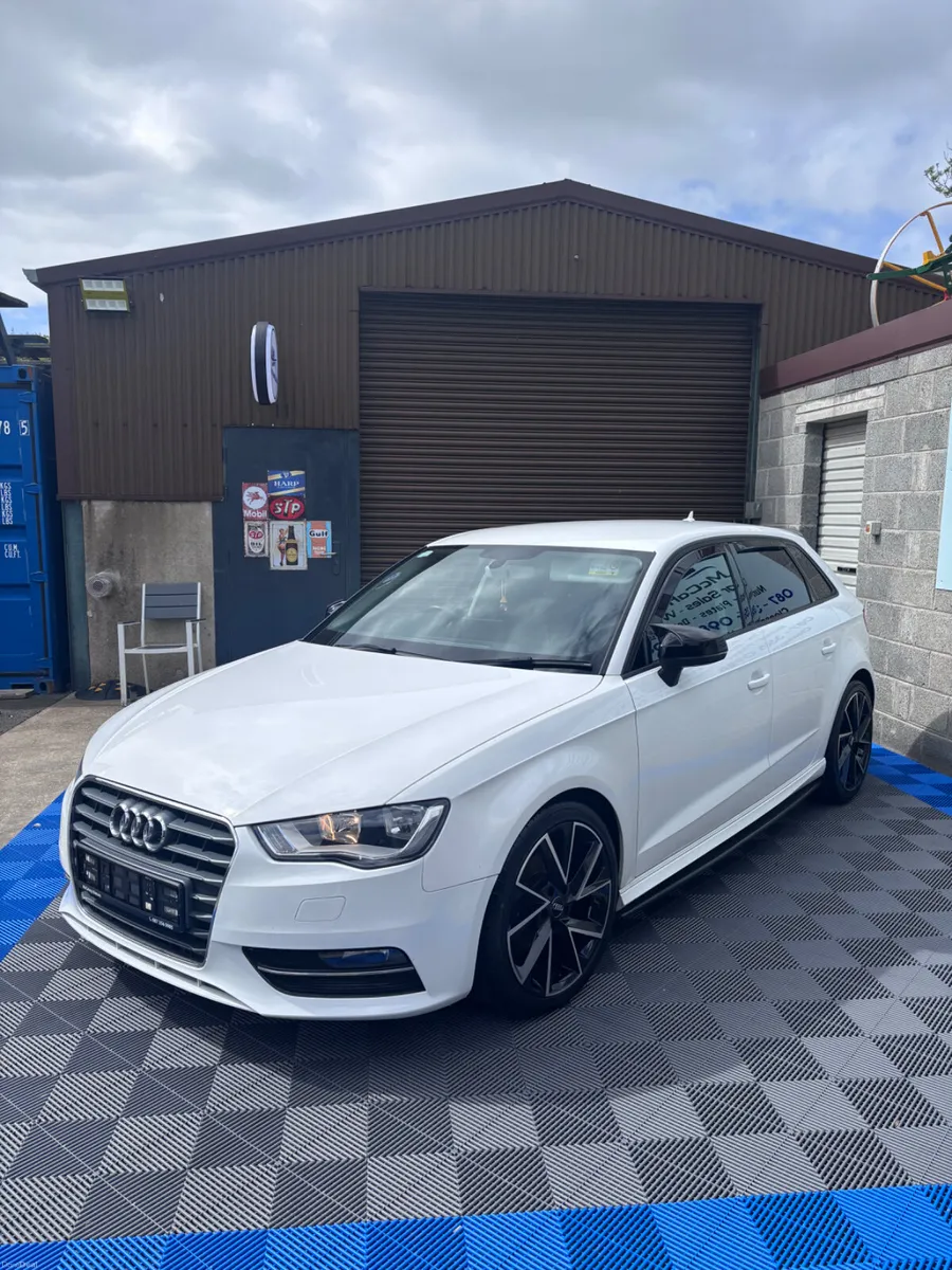 Audi A3 2016 - Image 2