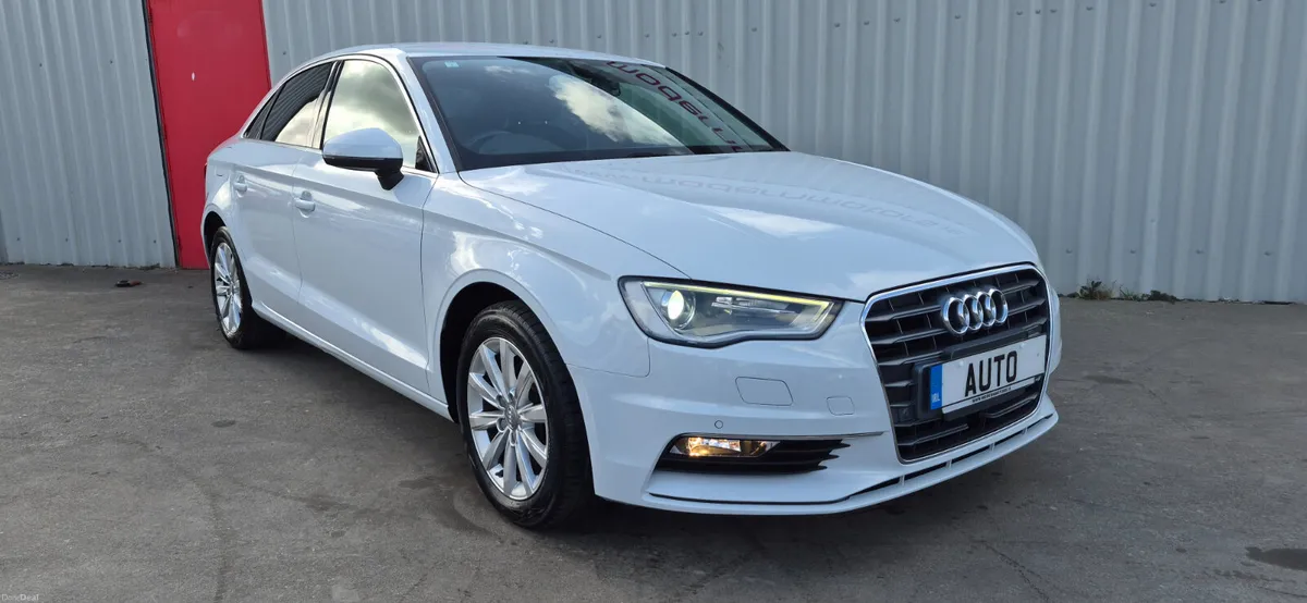 audi a3 saloon automatic 1.4 tsi stronic low kms - Image 3
