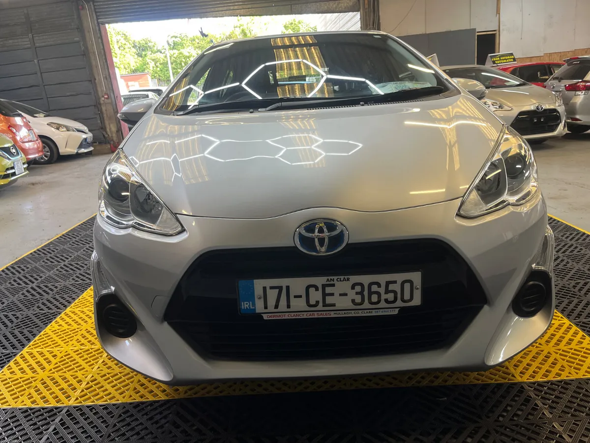 Toyota Aqua 2017 - Image 3