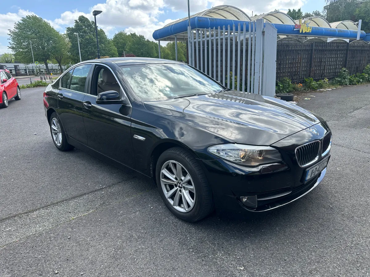 BMW 5-Series 2011 Automatic Low Kms - Image 4