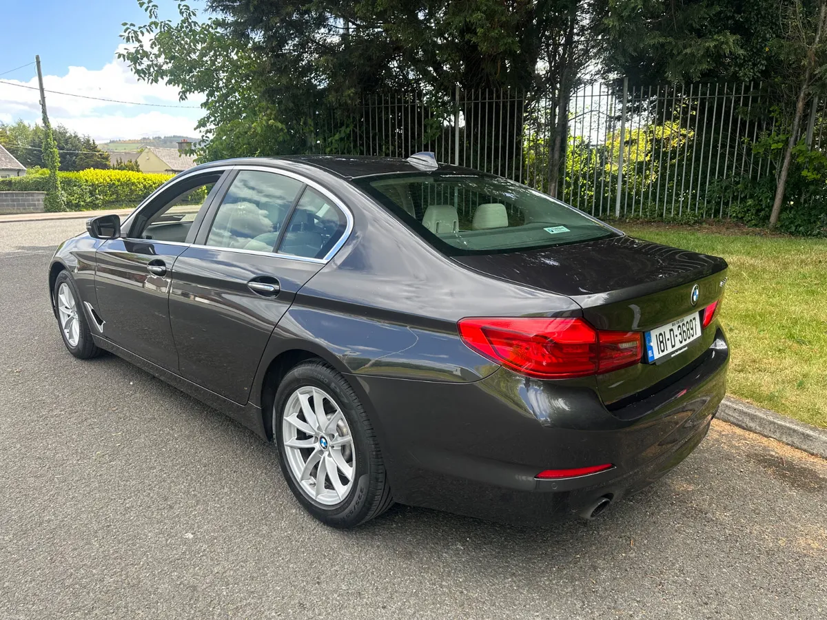 BMW 5-Series 2018 Auto FSH - Image 4