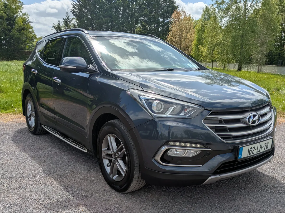 Hyundai Santa Fe Executive/4X4/ 7-SEATER - Image 1