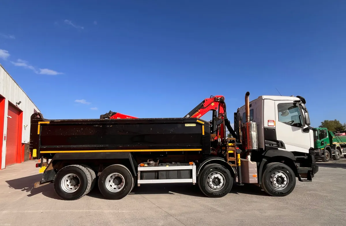 2018  Renault C430 8x4  Grab Loader - Image 6