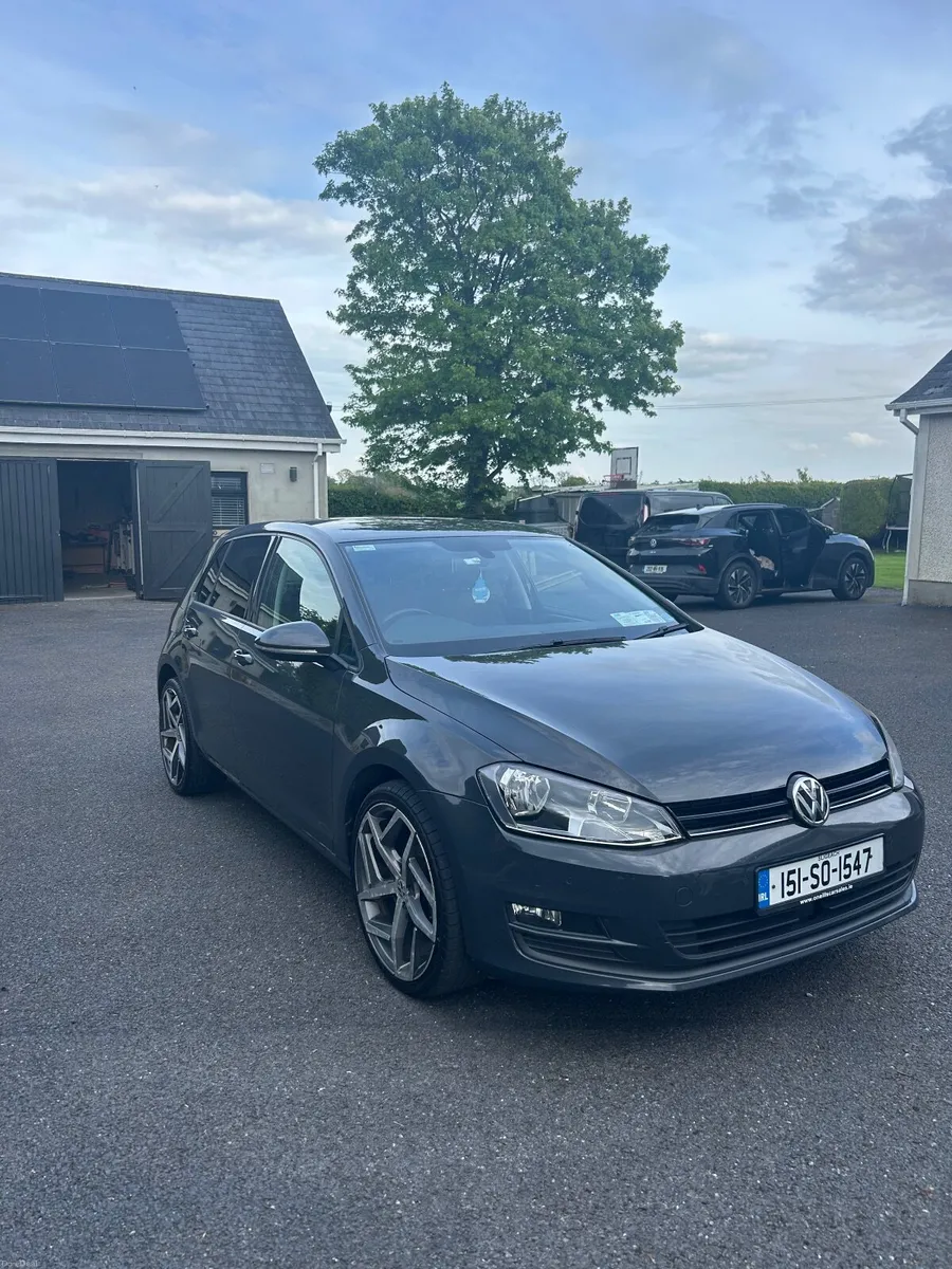 Volkswagen Golf 2015 - Image 1
