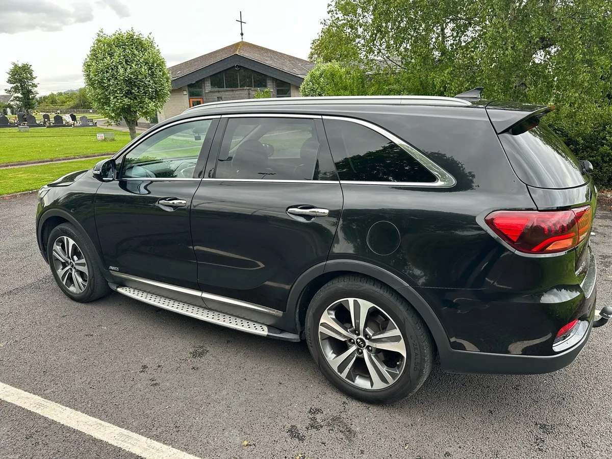 Kia Sorento GT-Line Auto AWD - 7 seater - Image 3