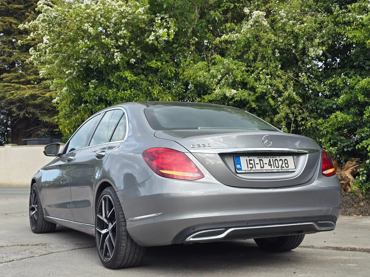 €9990 Mercedes-Benz C-Class 2015 automatic €9990 - Image 1
