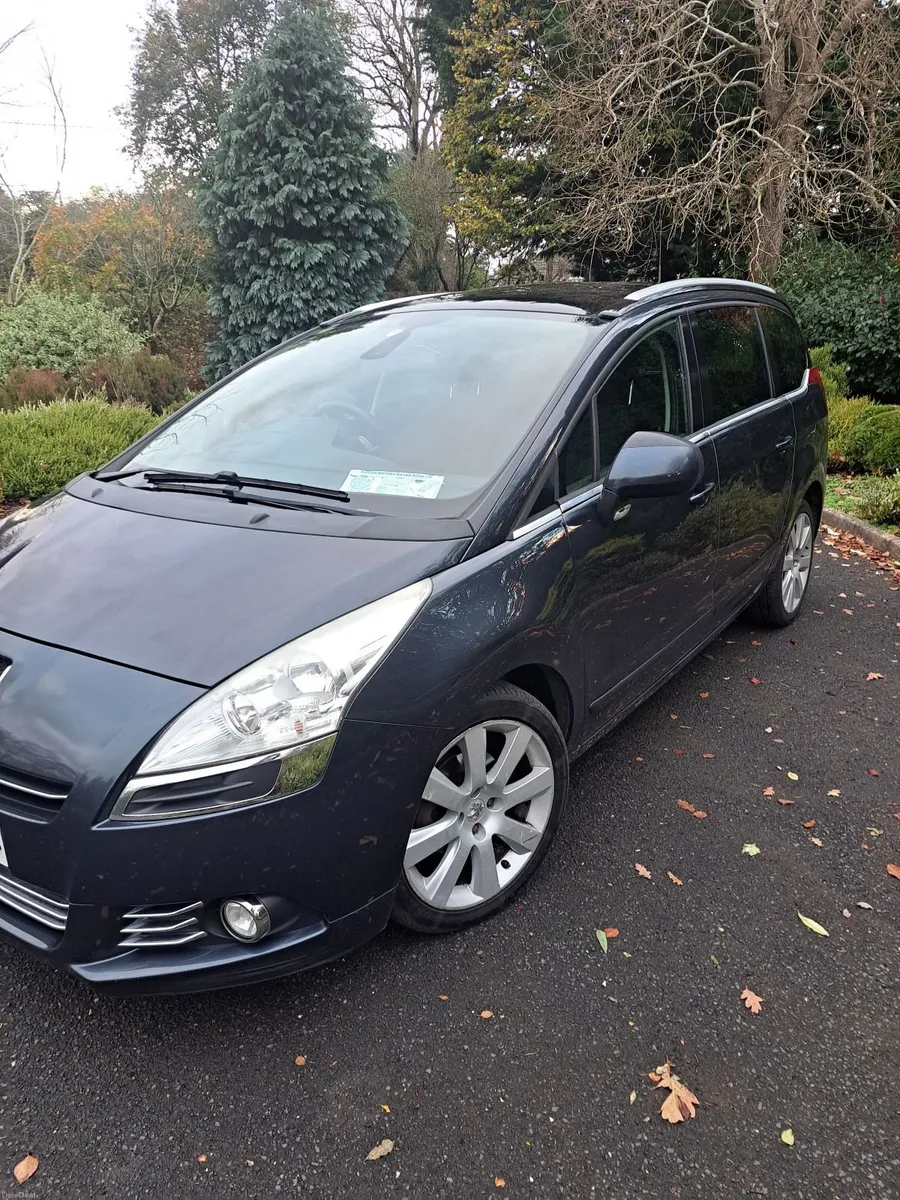 Peugeot 5008 2013 - Image 4