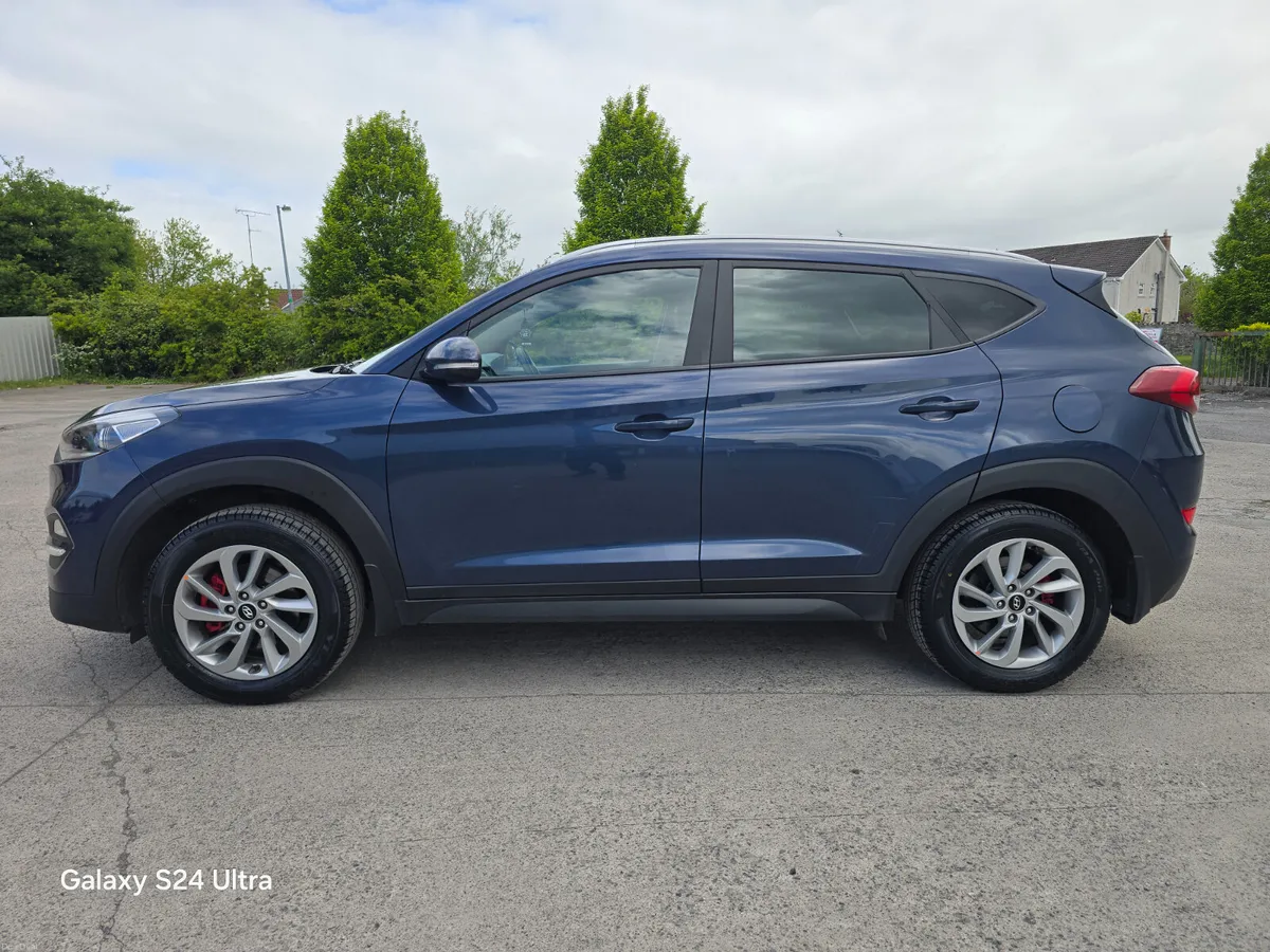 Hyundai Tucson 1.7D EXECUTIVE  172 - Image 4