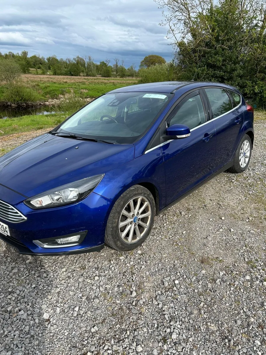 Ford Focus - Image 2