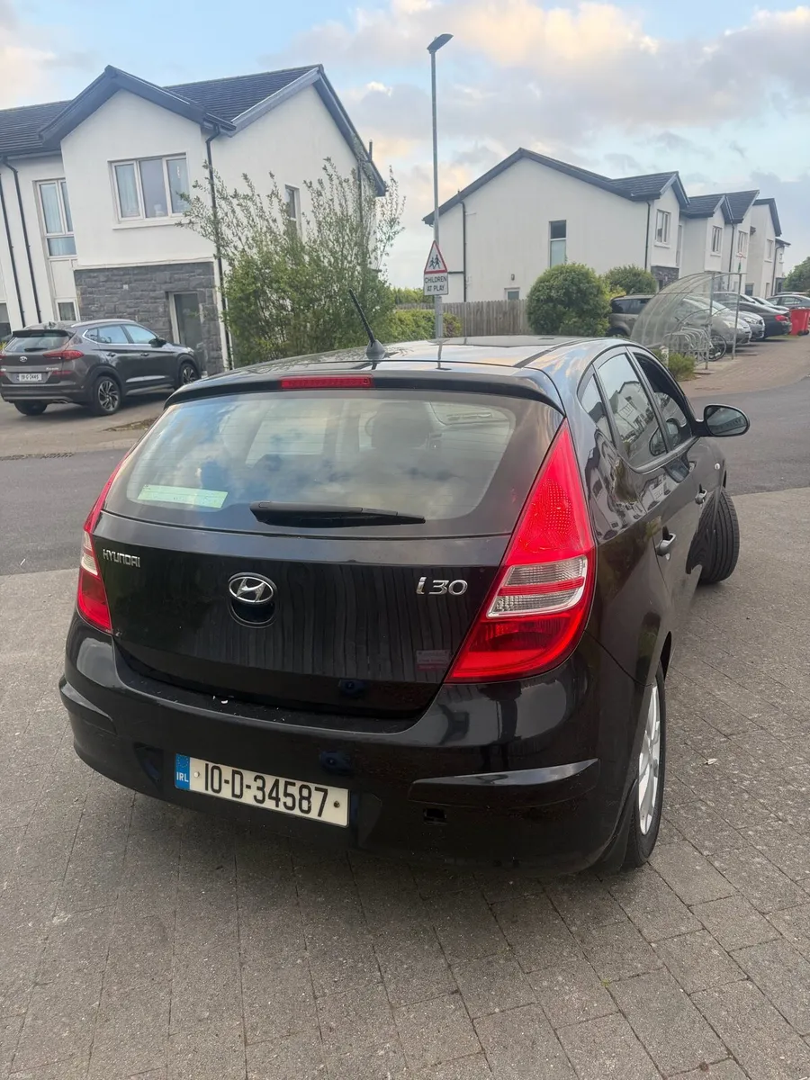 Hyundai i30 - Image 2