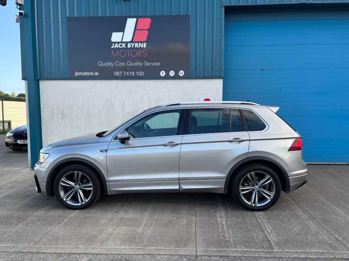 VW Tiguan R-LINE AUTOMATIC 2.0TDI - Image 4