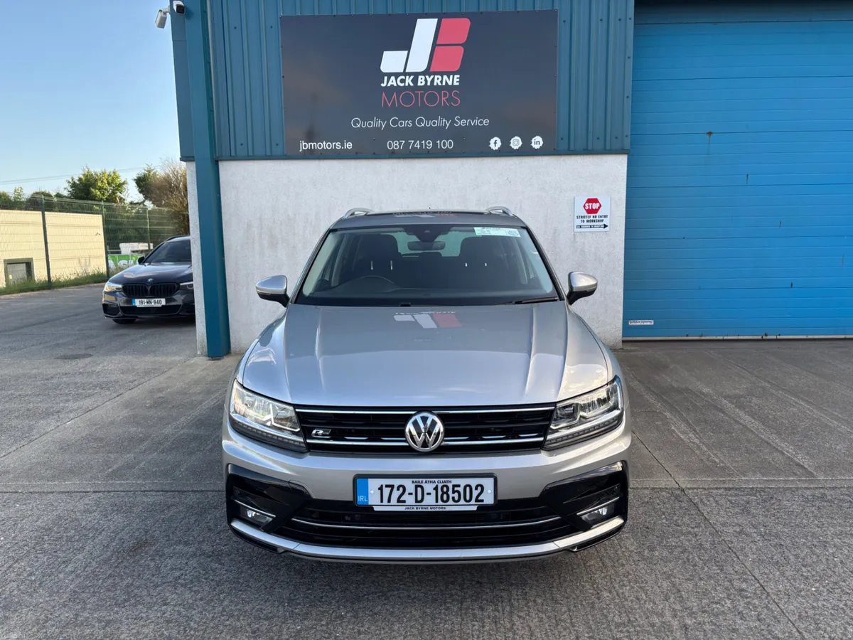 VW Tiguan R-LINE AUTOMATIC 2.0TDI - Image 2