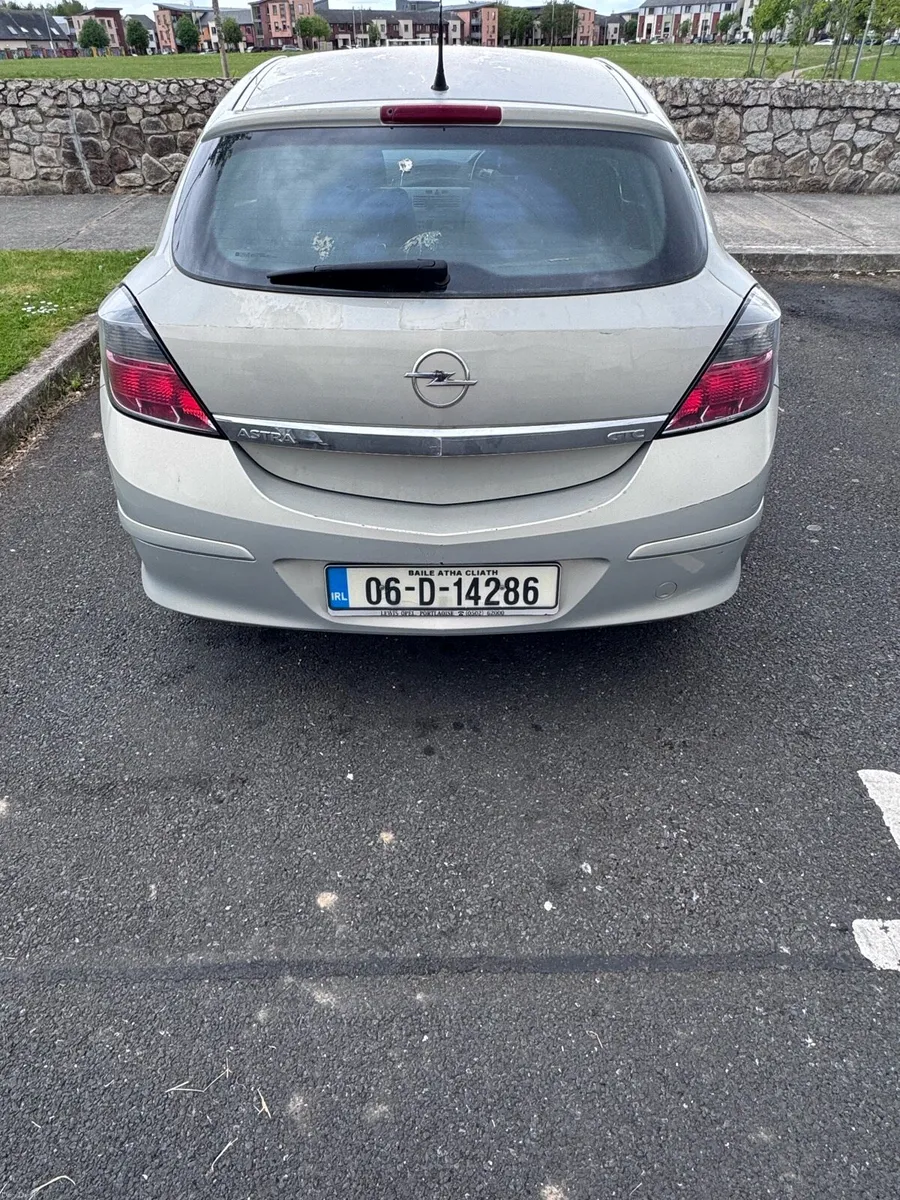 Opel Astra - Image 4