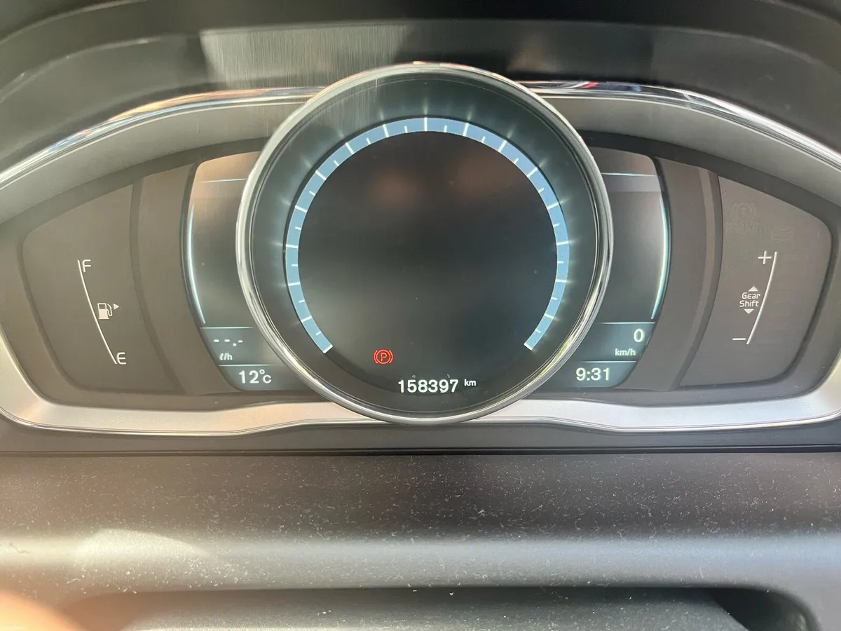 Volvo XC60 - Image 3