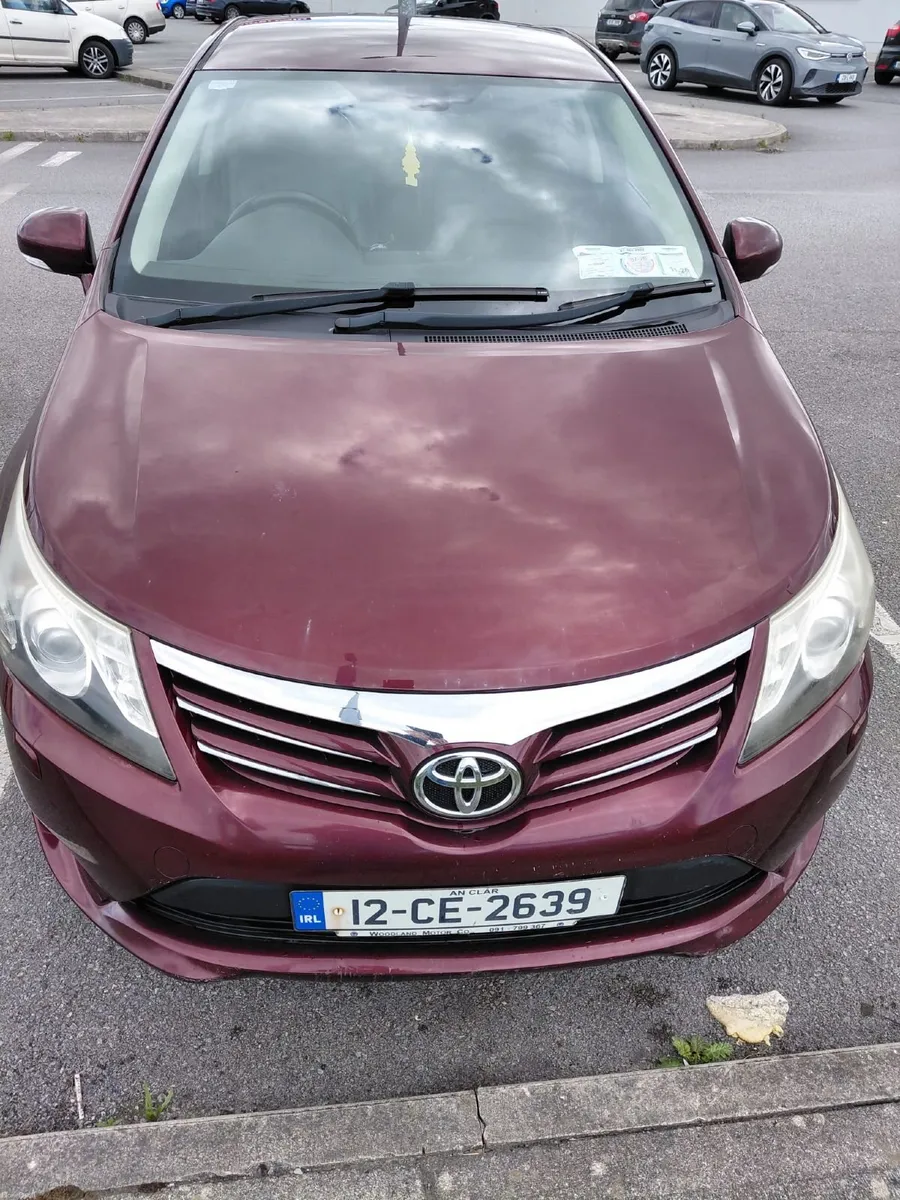 Toyota Avensis 2012 - Image 1