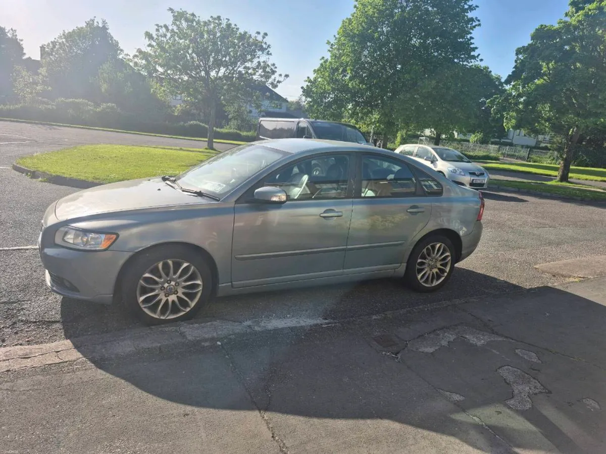 Volvo s40 - Image 1