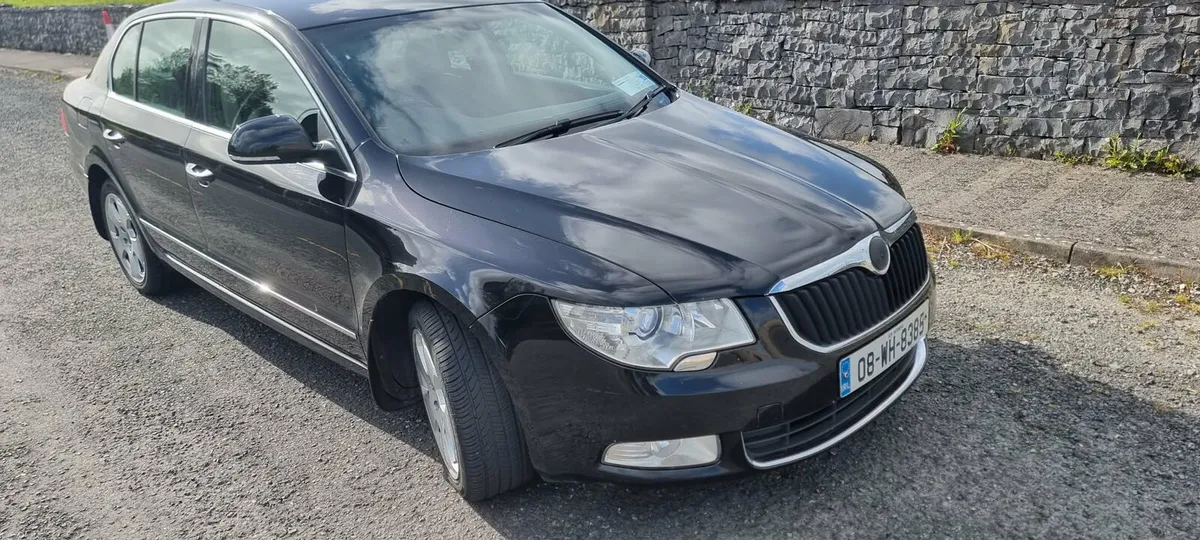 Skoda Superb 2.0 tdi, 170BHP, €1950 - Image 1
