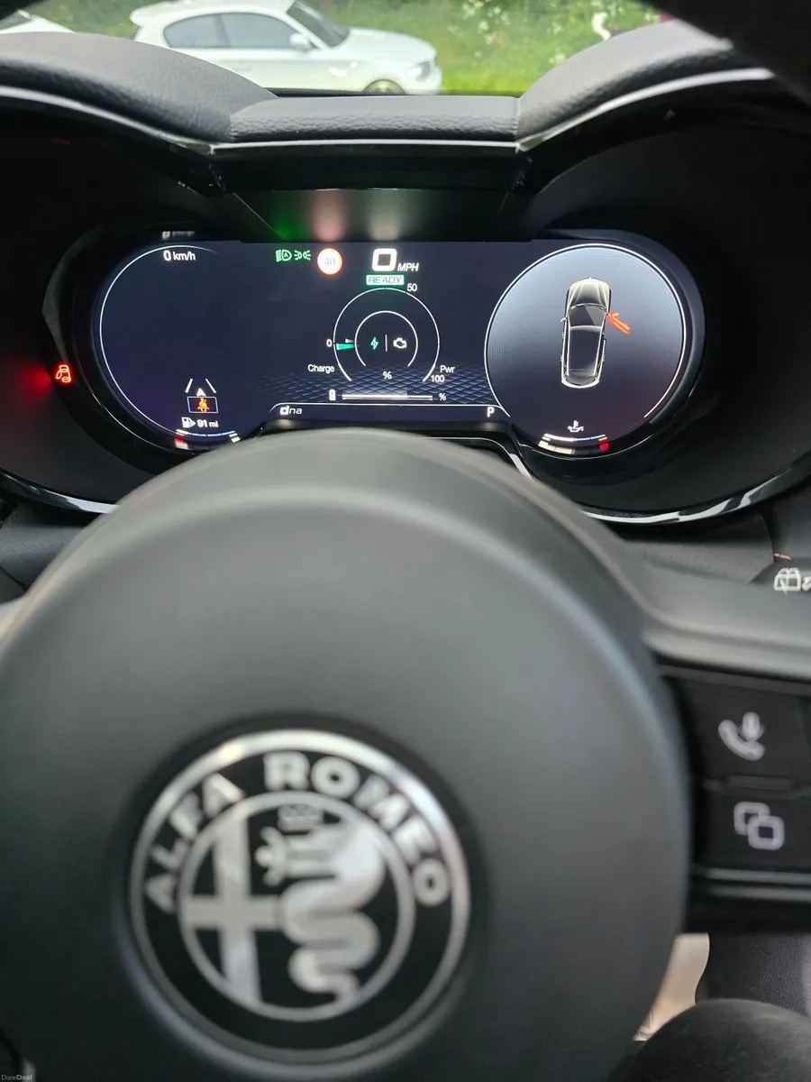 2024 Alfa Romeo Tonale Sprint 1.5 Hybrid - Image 4