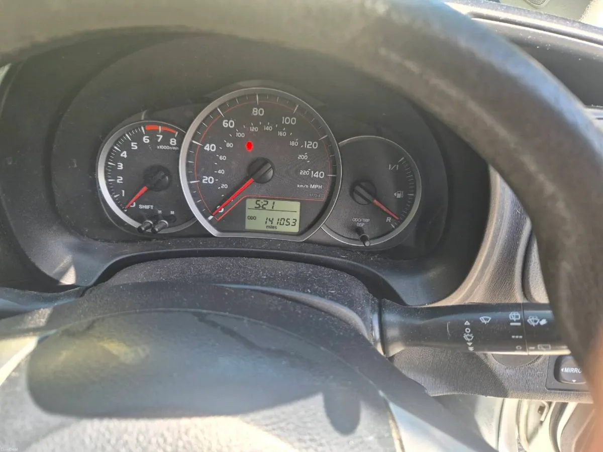2013 yaris nct 2027 tax 220k km. 3 door - Image 4