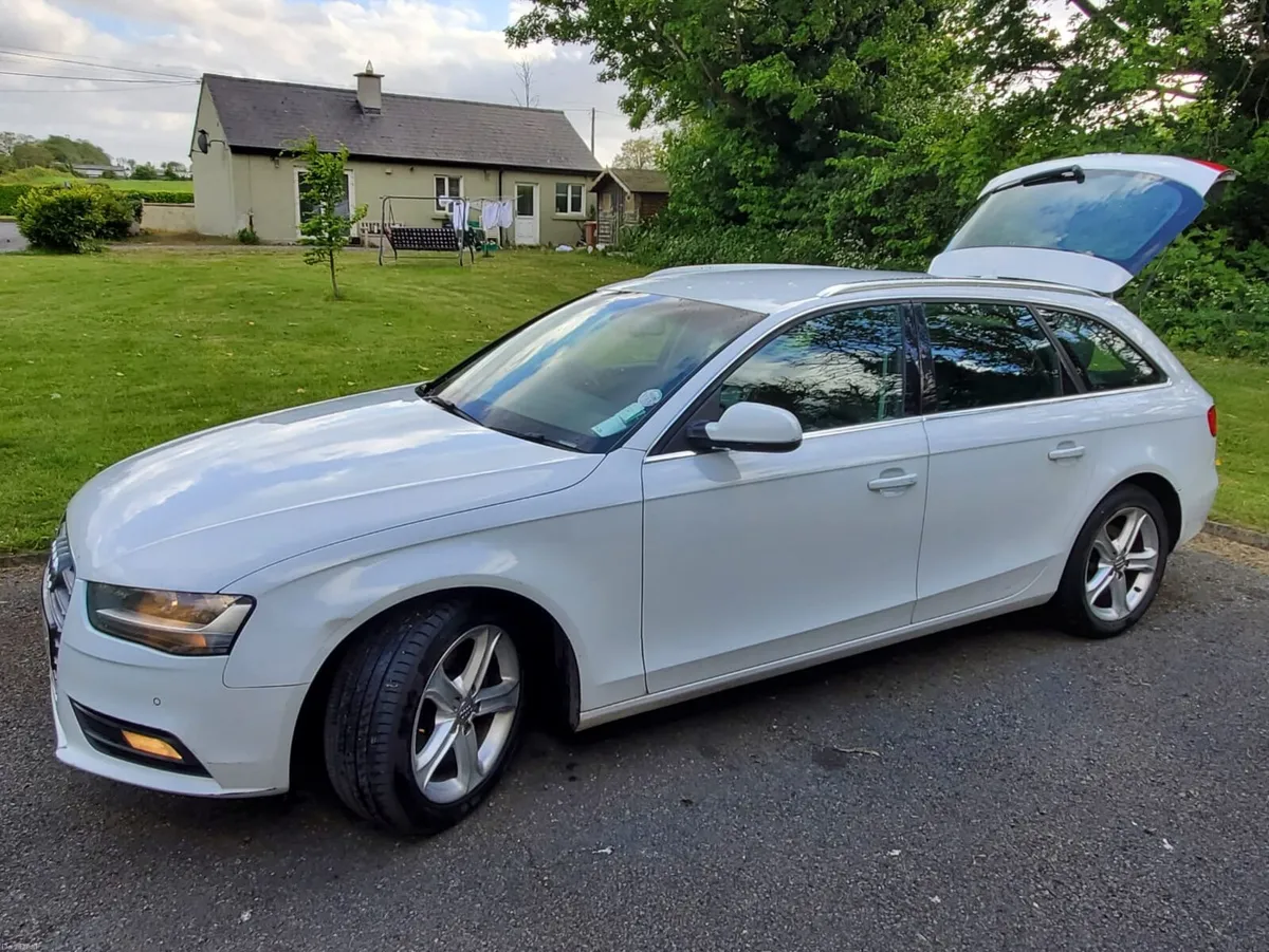 Audi A4 Estate - Image 2