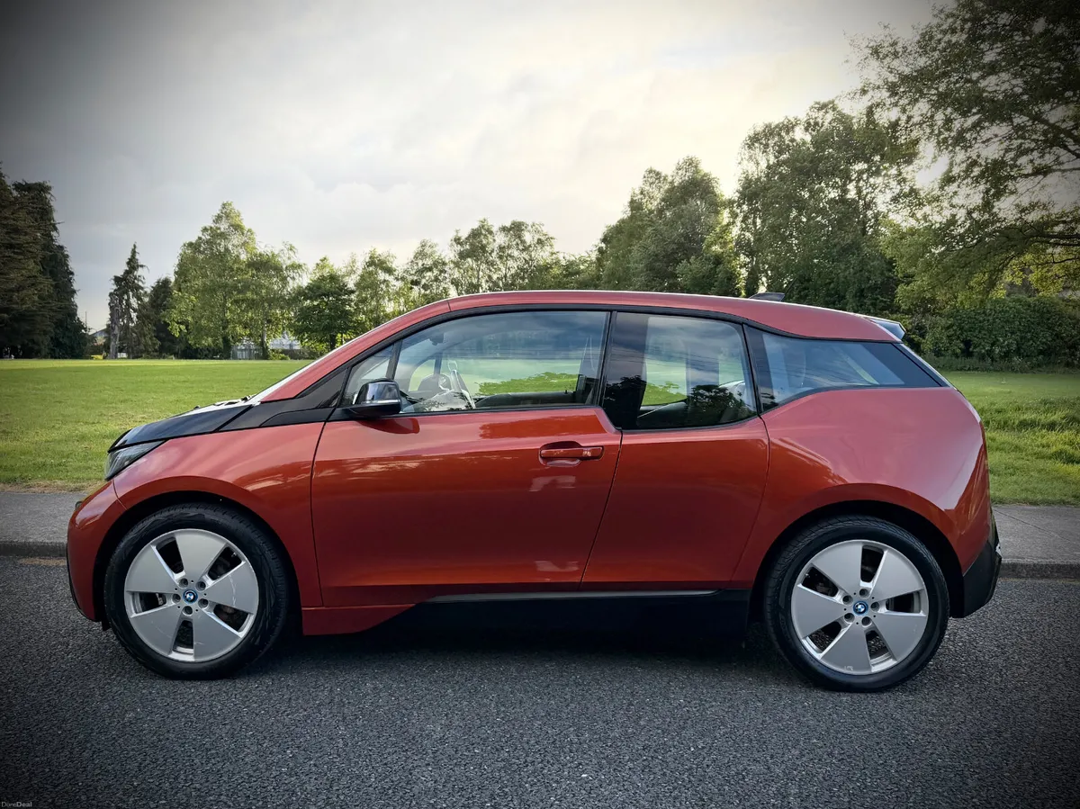BMW i3 Electric | 121,000 km | August 2027 nct. - Image 3