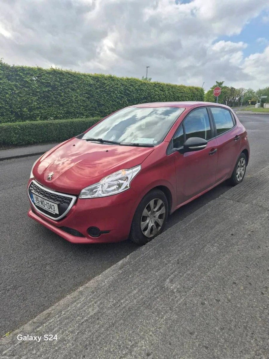 Peugeot Diesel  208. 2017 - Image 2