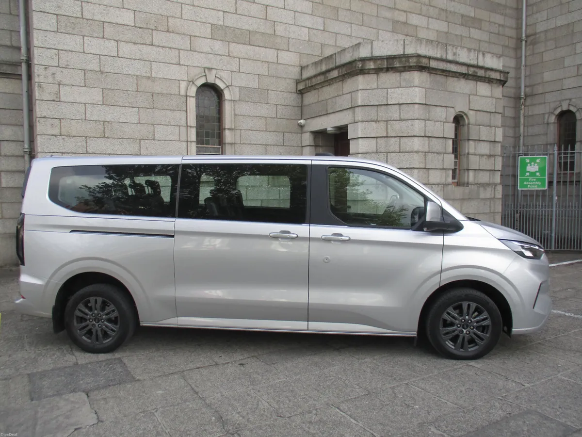 2024 FORD TOURNEO TITANIUM 9 SEATER - Image 2