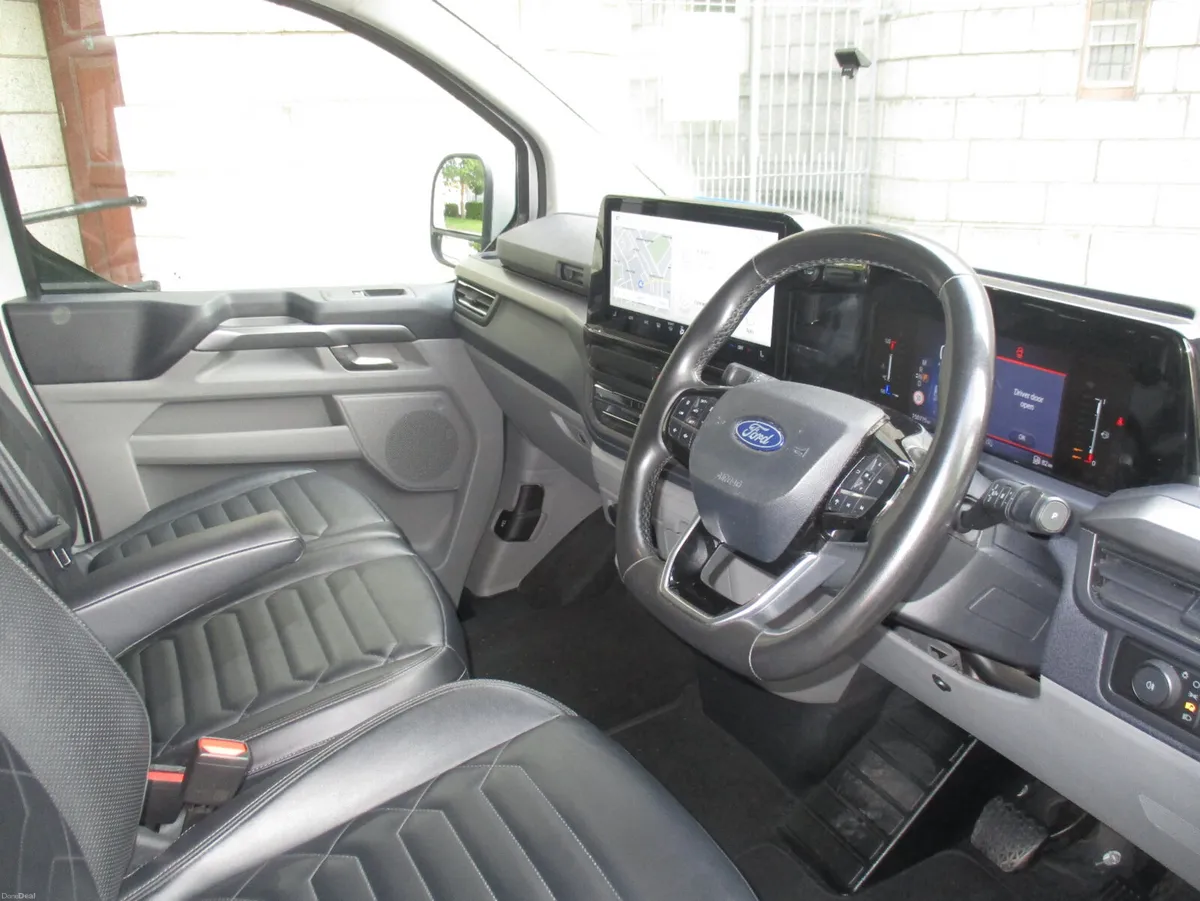 2024 FORD TOURNEO TITANIUM 9 SEATER - Image 3