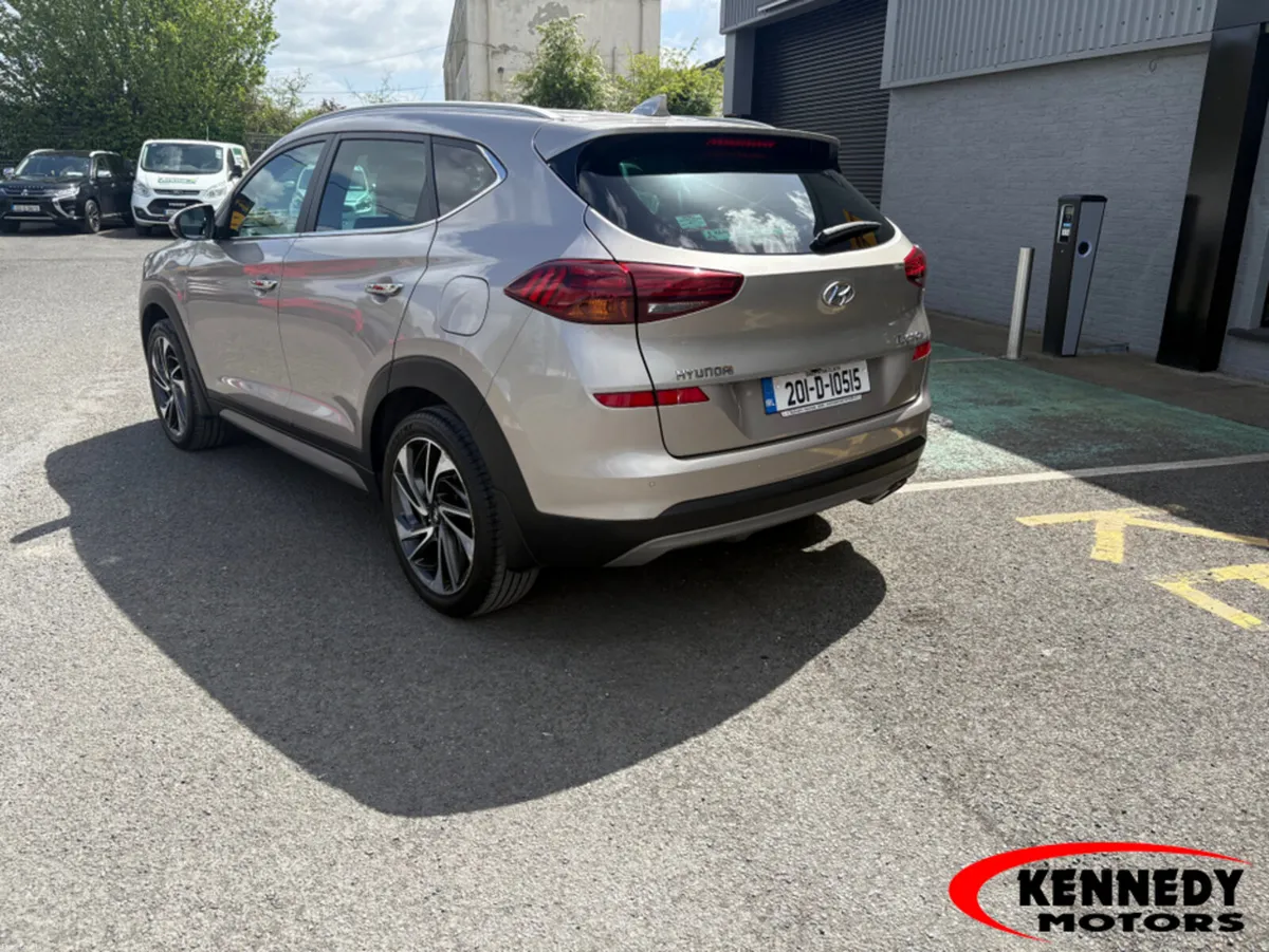 Hyundai Tucson IX35 EXECUTIVE PLUS 5DR - Image 2