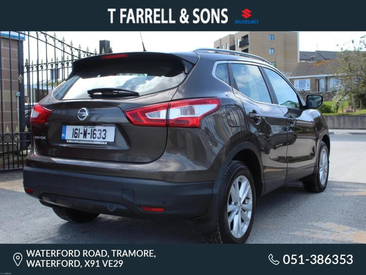 Nissan Qashqai 1.2 SV MY16 SP + NC E6 4DR - Image 2