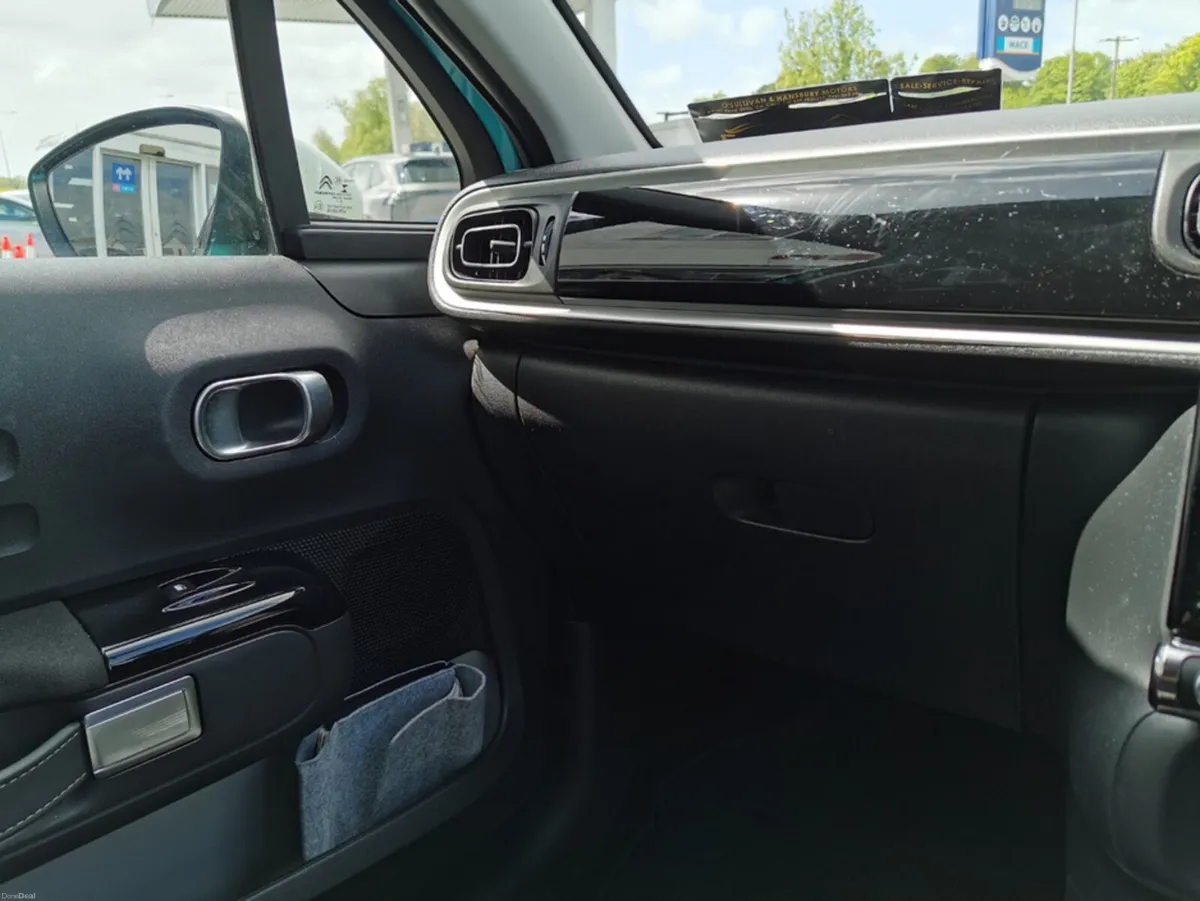 Citroen C3 FLAIR PURETECH 82BHP EU6.4 M MY60 - Image 2