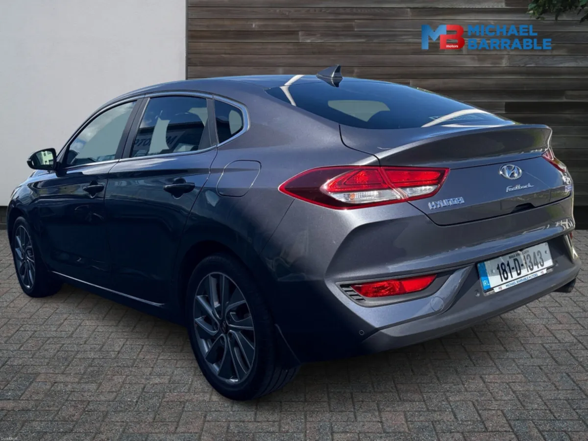 Hyundai i30 i30 FASTBACK 5DR Petrol Manual - Image 4
