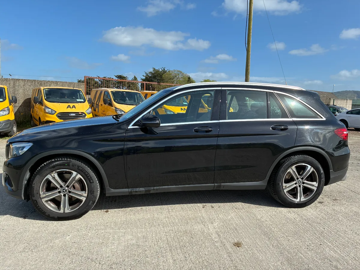 Mercedes-Benz GLC 2017 - Image 4