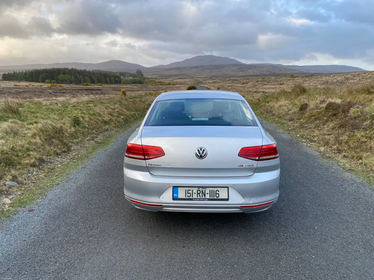 Volkswagen Passat 2015 - Image 5
