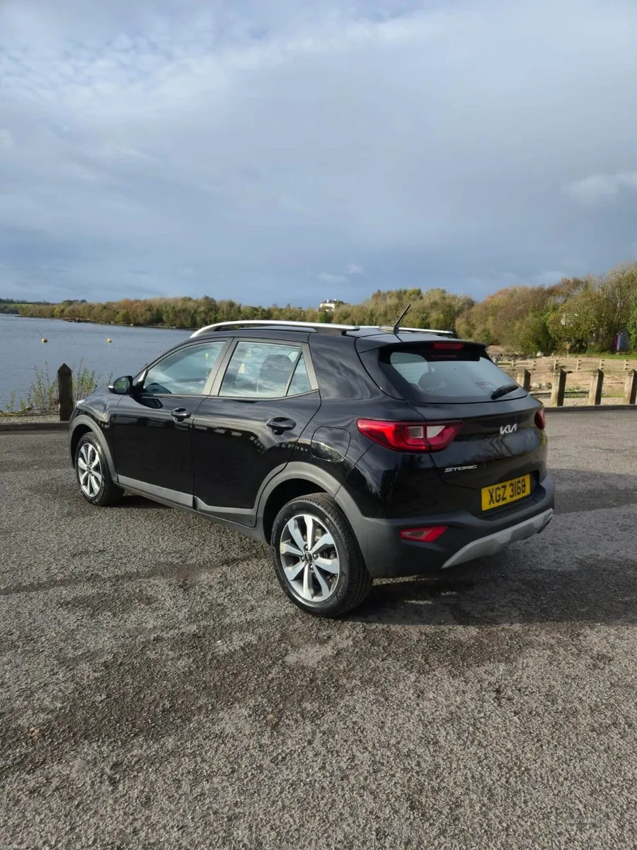 Kia Stonic ESTATE - Image 2