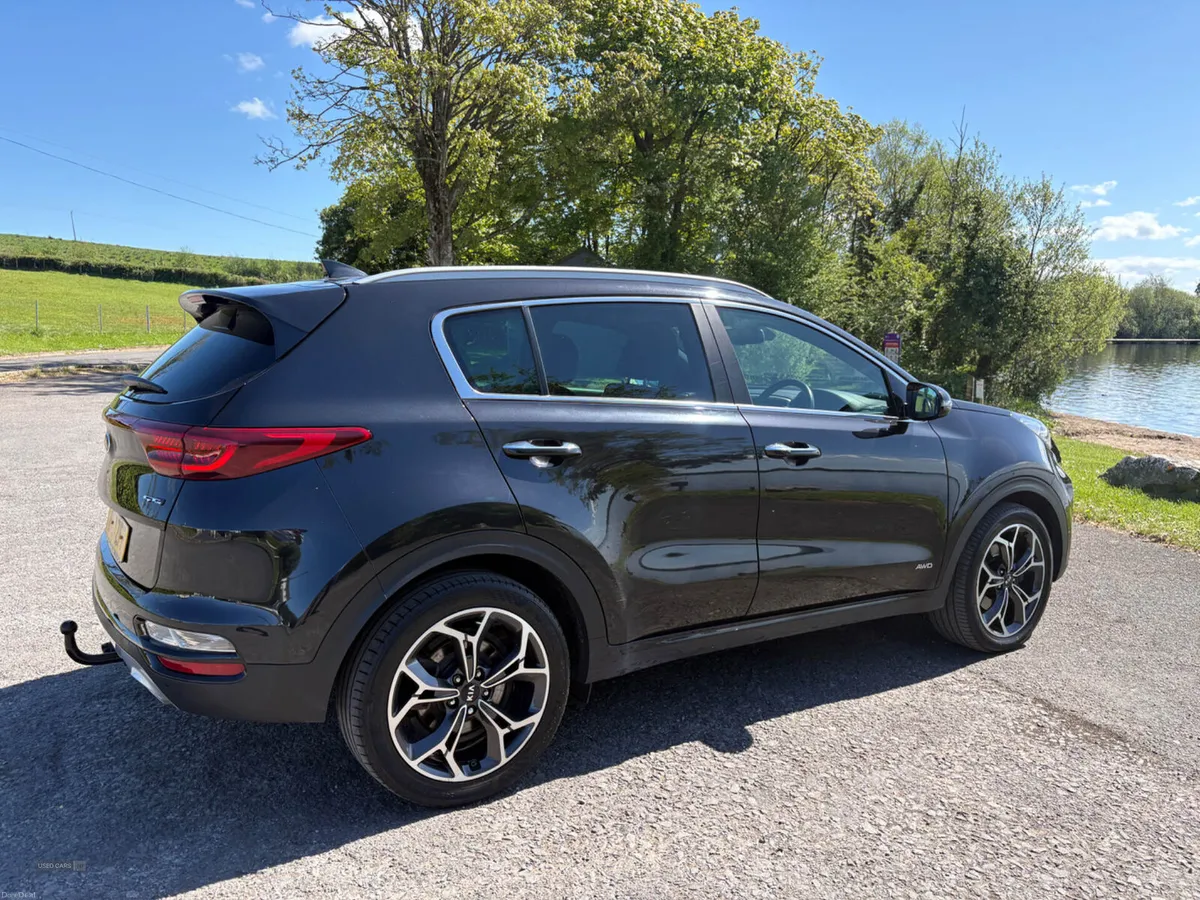 Kia Sportage DIESEL ESTATE - Image 1