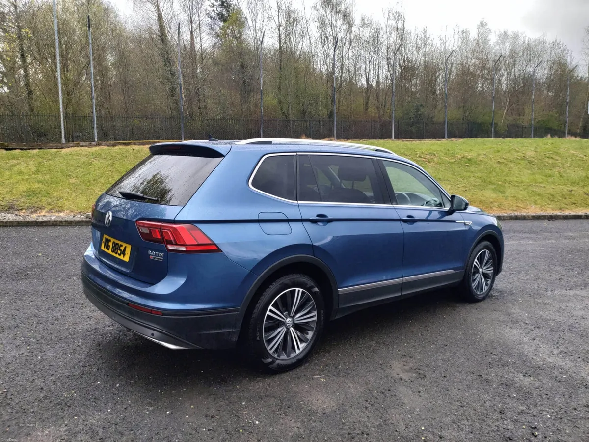 Volkswagen Tiguan Allspace DIESEL ESTATE - Image 4