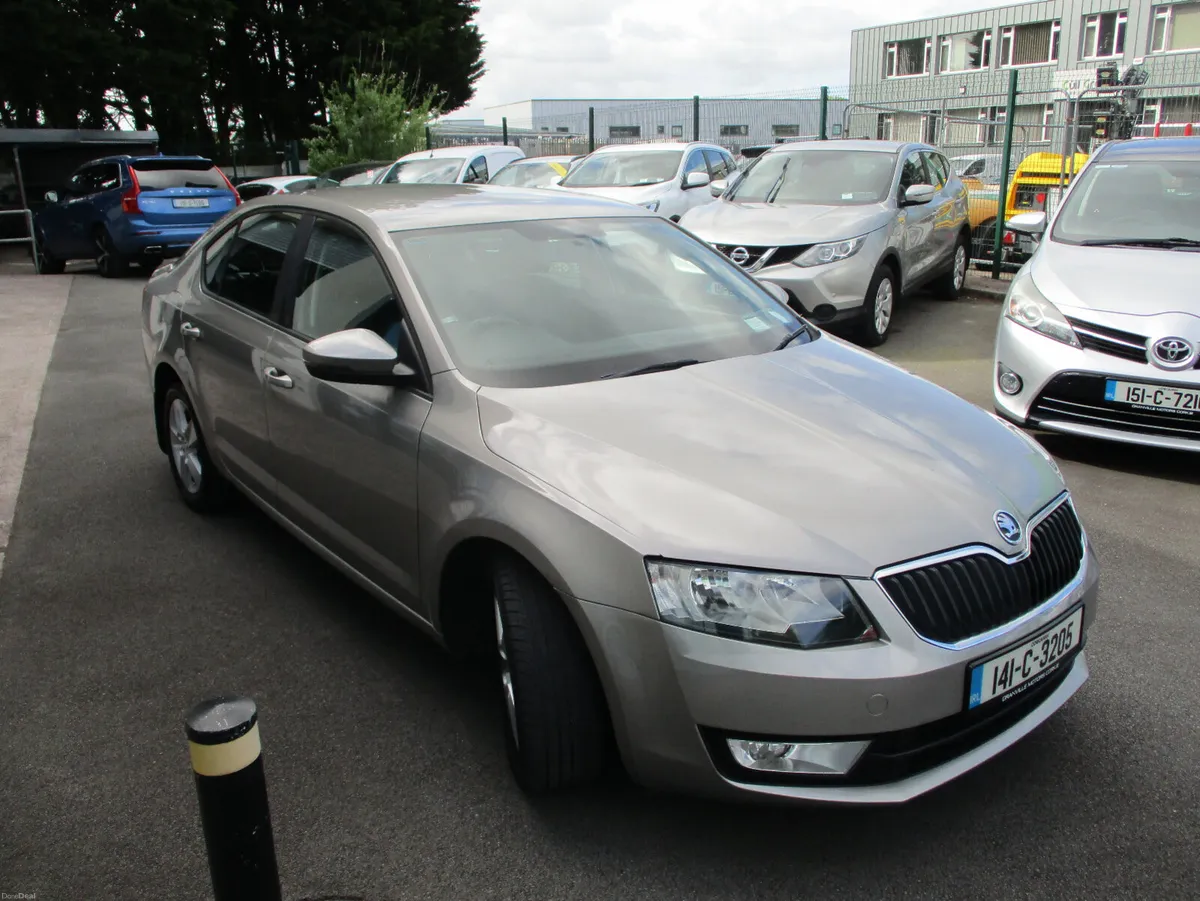 Skoda Octavia  Ambition 1.6 TDI 2014 - Image 3