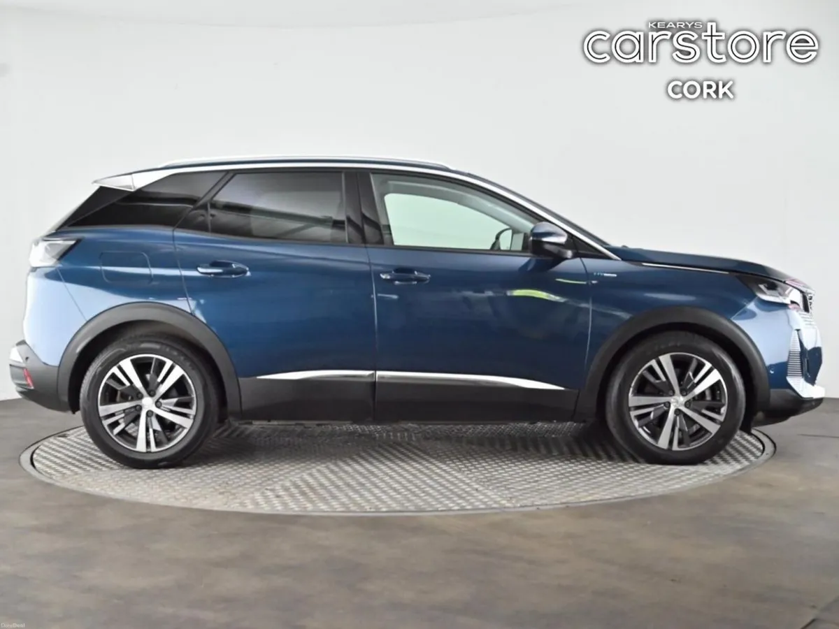Peugeot 3008 HYBRID PHEV 225bhp Allure - Image 2