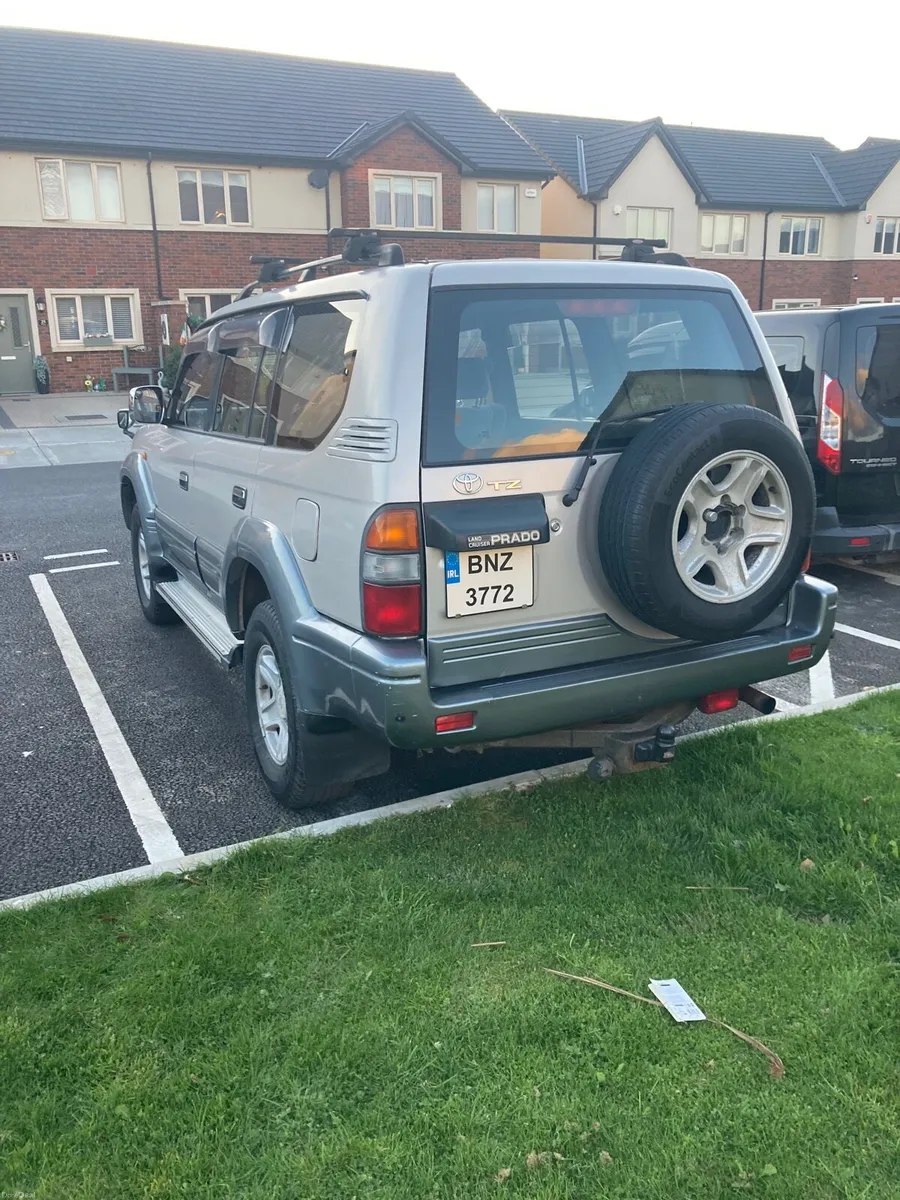 Toyota Landcruiser Prado 90 MANUAL - Image 6