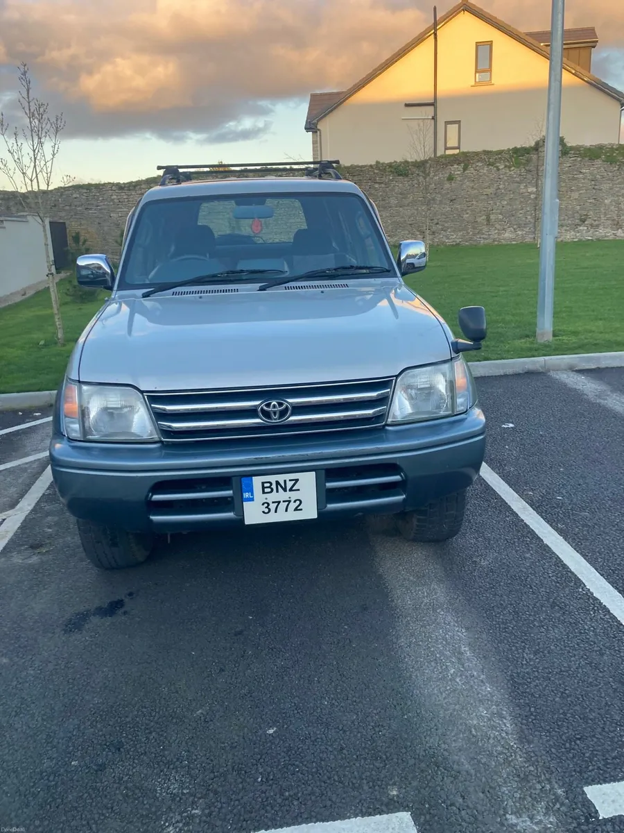 Toyota Landcruiser Prado 90 - Image 2